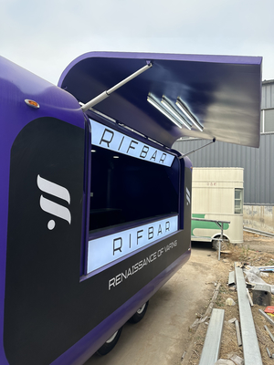 Vehículo eléctrico multifuncional móvil para snacks