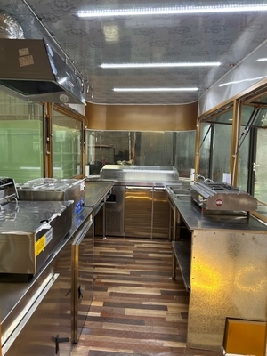 2023 Camión de comida eléctrico móvil con cuerpo de hoja galvanizada pintada y suministro directo