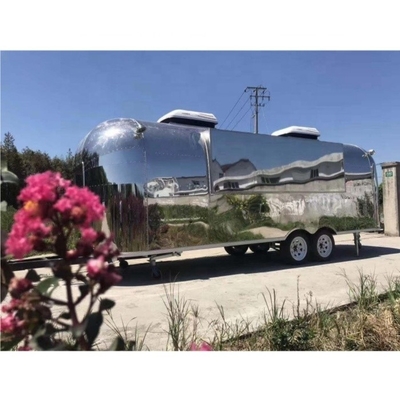 35KM-75KM/H Food Truck Trailer de catering con fácil operación y cocina totalmente equipada