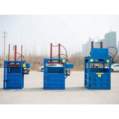 Máquina de empapar botellas de PET hidráulica 30t-100t Capacidad 5-8 bolsas por hora Compactor hidráulico