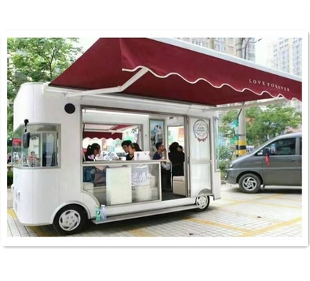2022 trailer de bebidas frías ampliamente utilizado para la fabricación de comida rápida se exhibió en la feria de Cantón