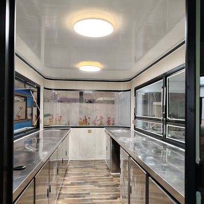 Equipo de cocina completo con batería de 1000 kg de capacidad para restauración móvil