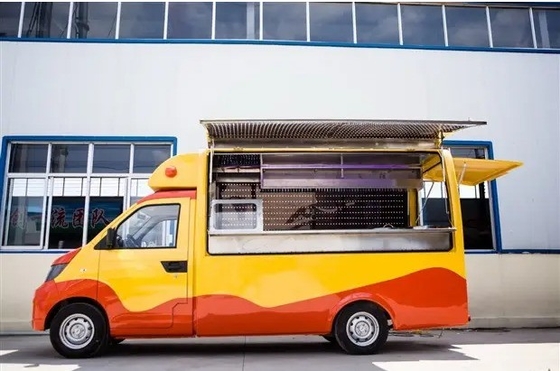 Pequeño carrito de comida de pizza con perrito caliente con diseño personalizado y 40 kilómetros por hora maquinaria