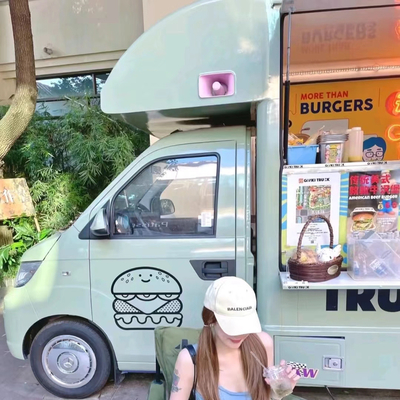 Camioneta de comida Camión de venta de bebidas Camión de comida rápida móvil al aire libre para móvil personalizado