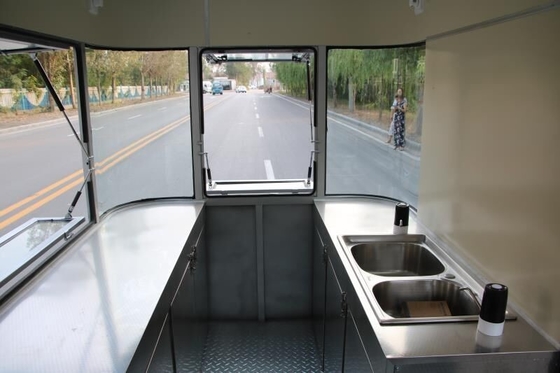 Camioneta de comida china con energía eléctrica