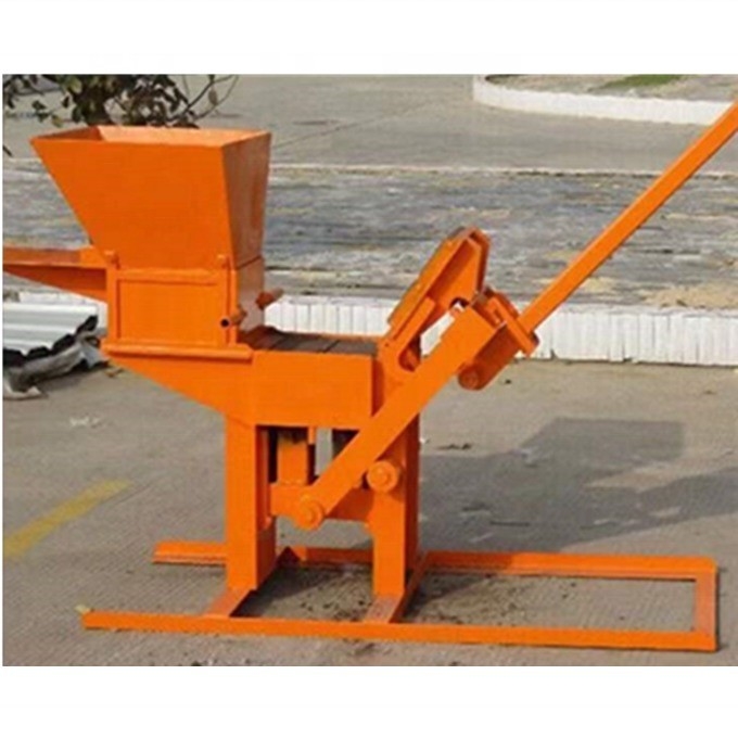 Estructura compacta Máquina de fabricación de ladrillos Adobe con 1 o 2 piezas por molde en la Feria de Cantón 2023